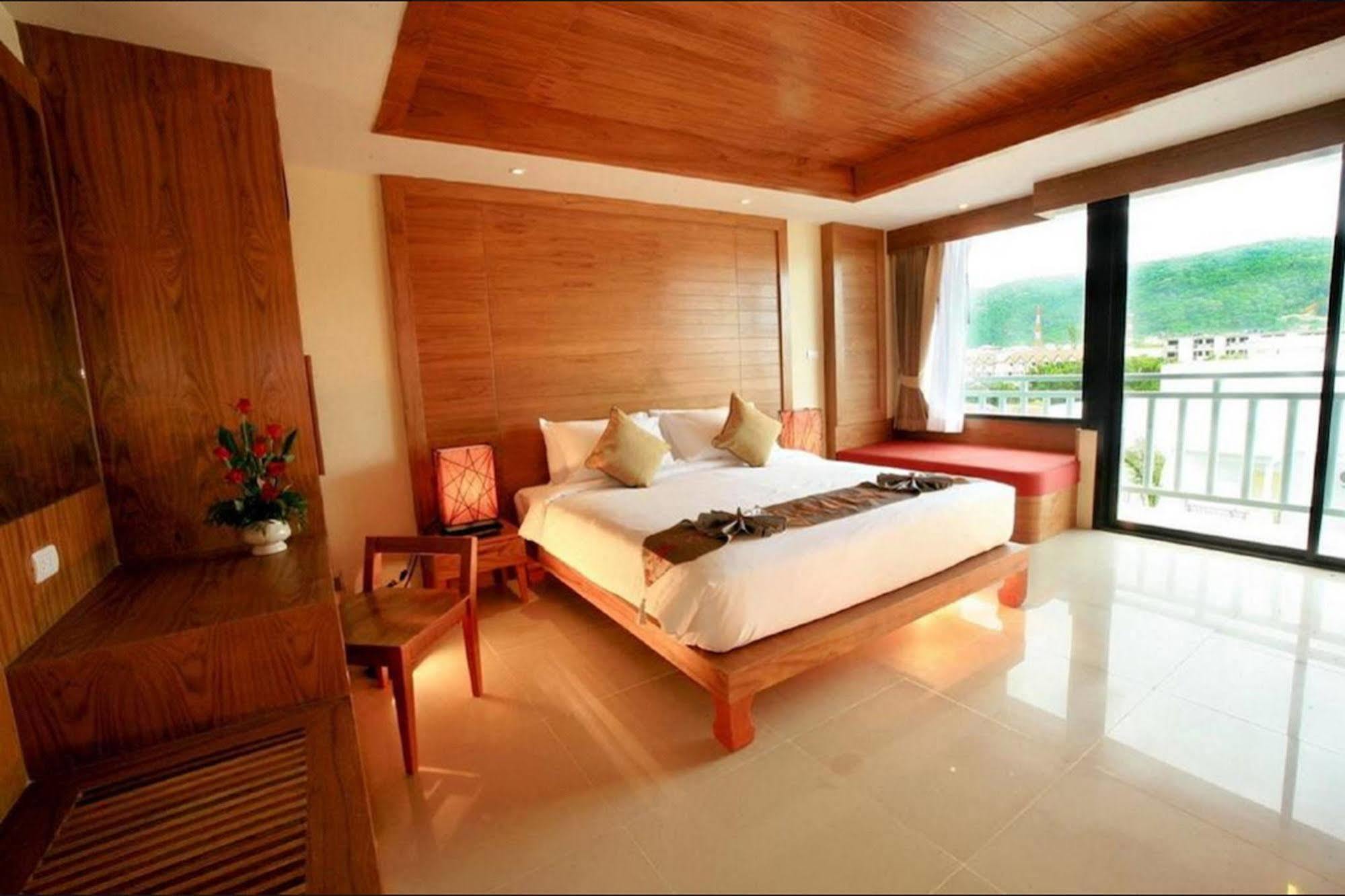 Honey Resort, Kata Beach Praia de Kata Exterior foto